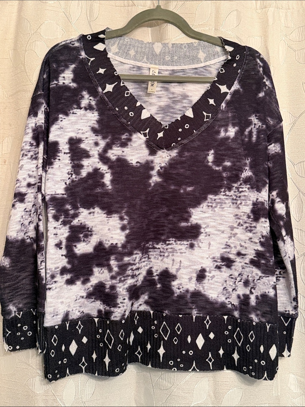 Women's V-Neck Tie-Dye Sweater